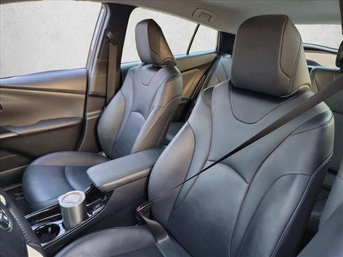 Used 2017 Toyota Prius Prime Advanced FWD image 10