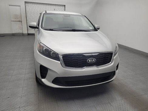 Used 2019 Kia Sorento AWD V6 image 14