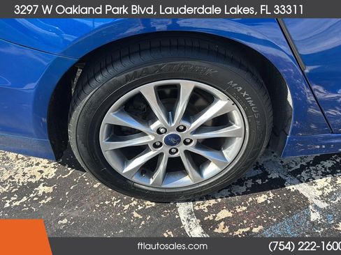 Used 2017 Ford Fusion SE FWD image 14