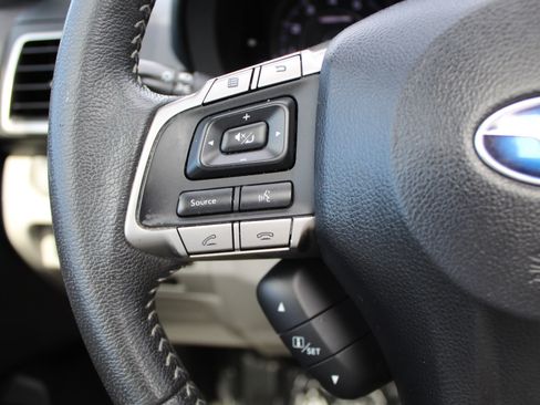 Used 2016 Subaru Forester 2.5i Touring w/ Eyesight & Navigation System AWD/4WD image 23