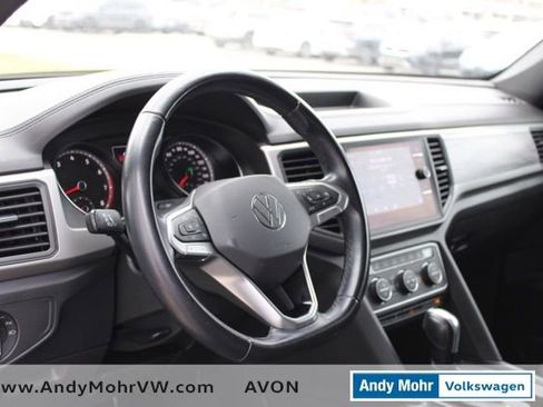 Used 2020 Volkswagen Atlas Cross Sport SE w/ Towing Package image 20