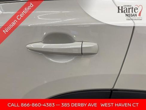 Certified 2024 Nissan Pathfinder SL AWD/4WD image 16