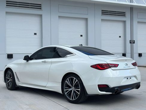 Used 2019 INFINITI Q60 3.0t Luxe w/ Essential Package AWD/4WD image 9