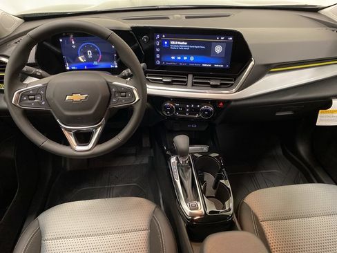 New 2026 Chevrolet Trax LT w/ Driver Confidence Package FWD image 23