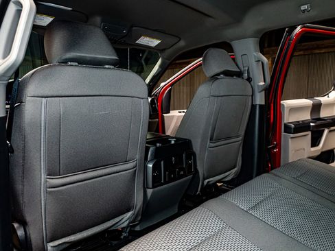 Used 2022 Ford F450 XLT w/ XLT Premium Package image 25