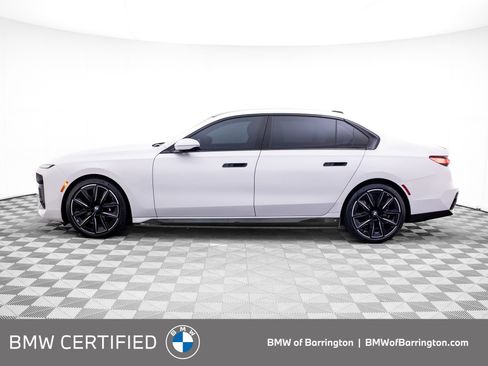 Certified 2023 BMW i7 xDrive60 AWD/4WD image 2