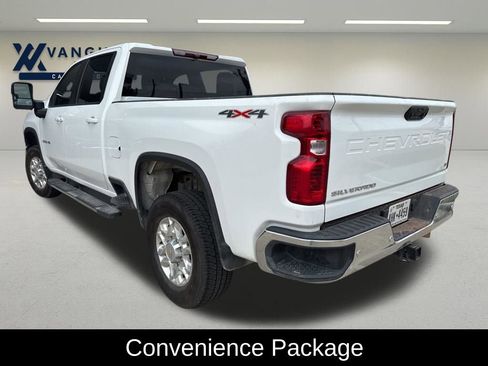 Used 2025 Chevrolet Silverado 3500 LT w/ Safety Package AWD/4WD image 3