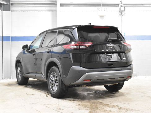 Used 2023 Nissan Rogue S image 20
