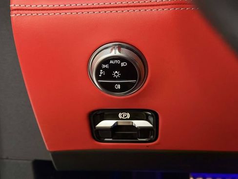 Certified 2022 Mercedes-Benz SL 55 AMG 4MATIC image 18
