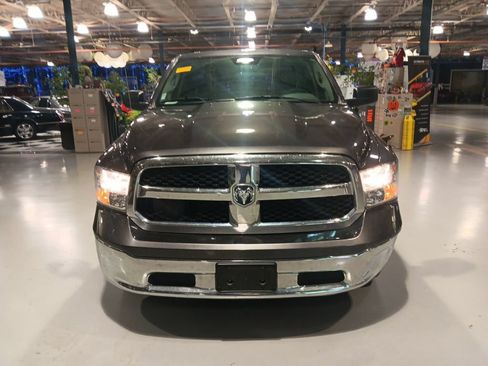 Used 2019 RAM 1500 Tradesman w/ Chrome Plus Package AWD/4WD image 4
