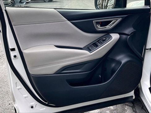 Used 2023 Subaru Forester Premium image 13