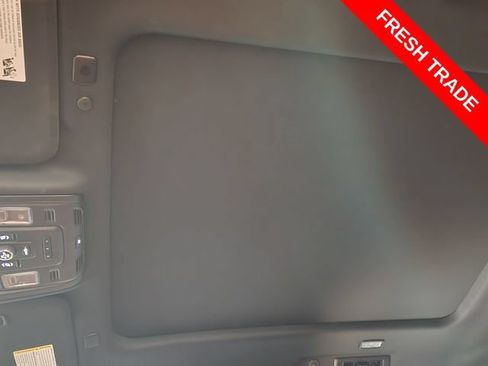 Used 2024 GMC Yukon XL Denali Ultimate AWD/4WD image 25