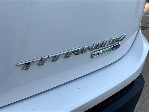 Used 2017 Ford Edge Titanium w/ Equipment Group 302A image 9