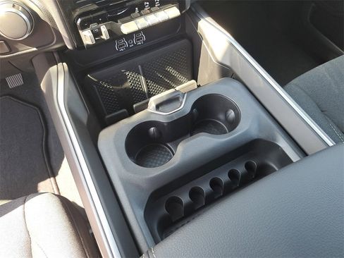 New 2026 RAM 1500 Big Horn image 24