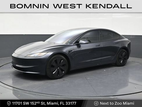 Used 2024 Tesla Model 3 Standard Range RWD image 1