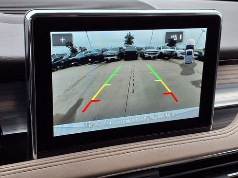 Used 2022 Lincoln Corsair FWD w/ Equipment Group 101A image 13