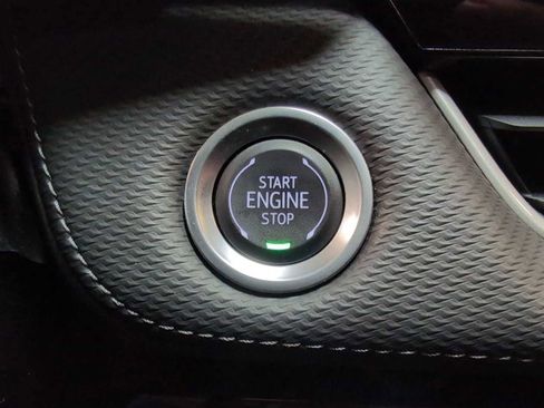 Used 2025 Chevrolet Equinox LT image 17