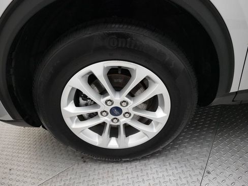 Used 2020 Ford Escape SE image 26