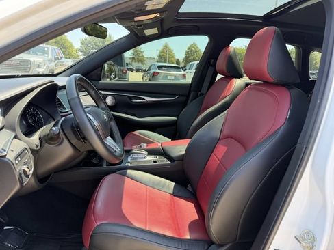 Used 2025 INFINITI QX50 Sport AWD/4WD image 25