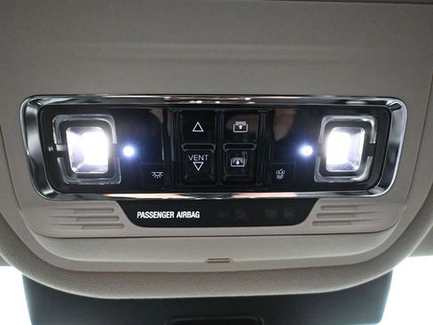 Used 2023 Lincoln Aviator Reserve AWD/4WD image 36