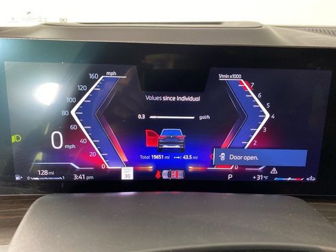 Certified 2024 BMW X5 xDrive40i w/ Premium Package image 15