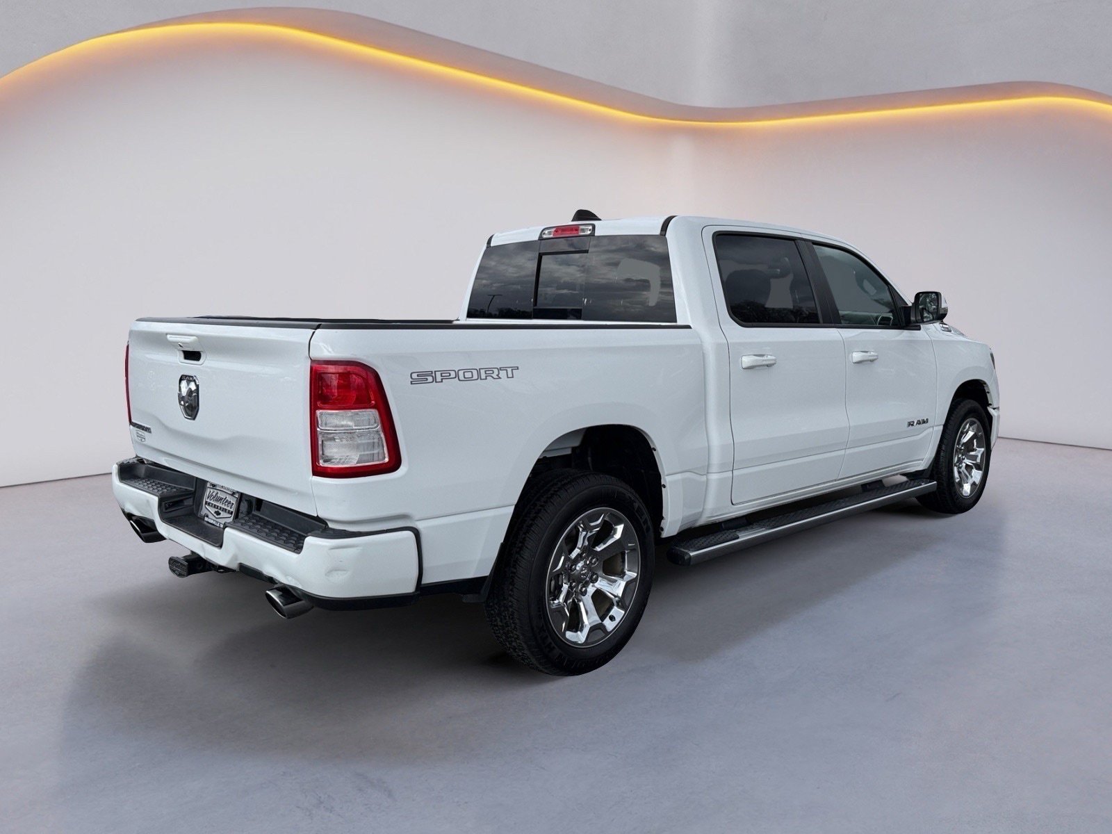 Used 2022 RAM 1500 Big Horn RWD image 3