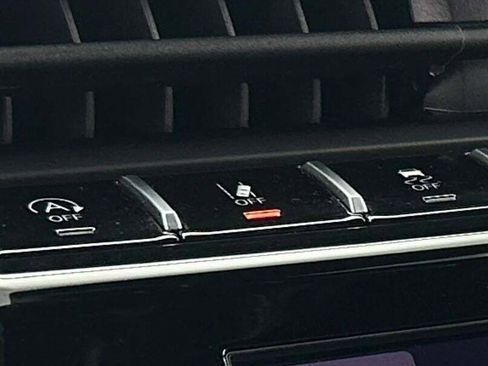 New 2025 Jeep Grand Cherokee L Laredo image 39