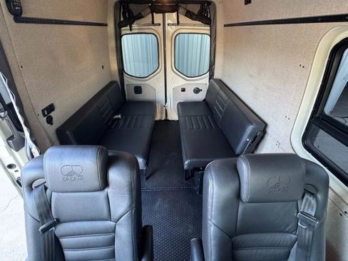 Used 2019 Mercedes-Benz Sprinter 2500 w/ Premium Plus Package image 71