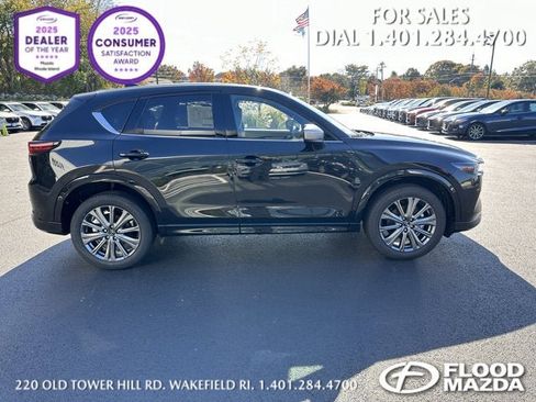 New 2025 MAZDA CX-5 Signature image 9