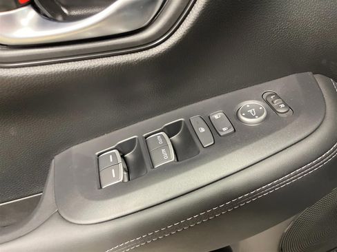 New 2026 Honda HR-V EX-L image 13