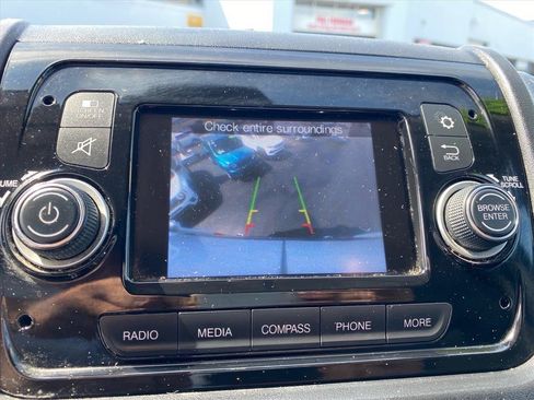 Used 2019 RAM ProMaster 2500 FWD image 12