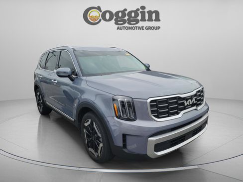Used 2023 Kia Telluride S w/ S Sunroof Package image 11