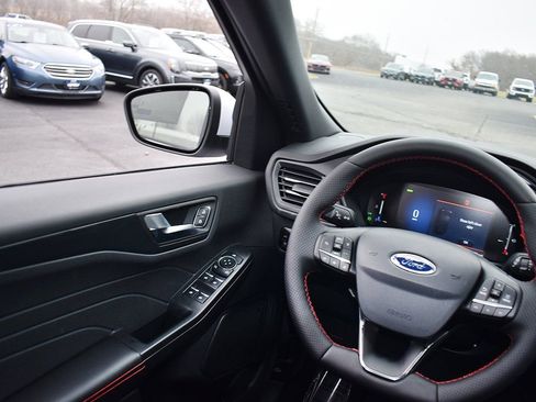 New 2026 Ford Escape ST-Line Select w/ Tech Pack #1 AWD/4WD image 18