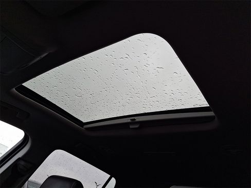 Certified 2020 GMC Acadia SLT image 16