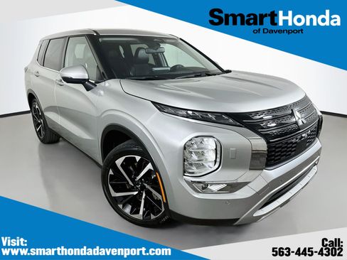 Used 2024 Mitsubishi Outlander SE AWD/4WD image 1
