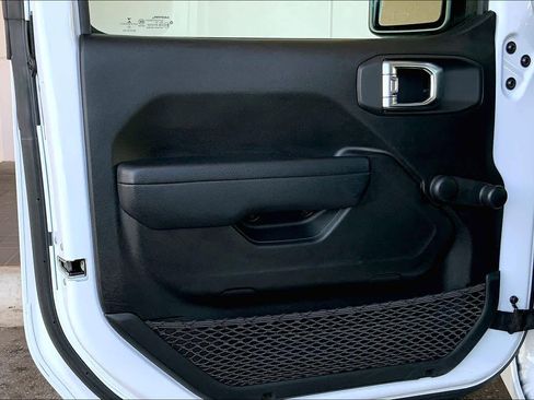 Used 2023 Jeep Wrangler Sport image 20