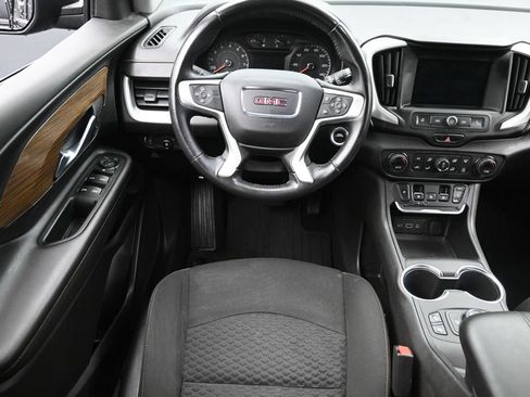 Used 2018 GMC Terrain SLE w/ Driver Convenience Package FWD image 14