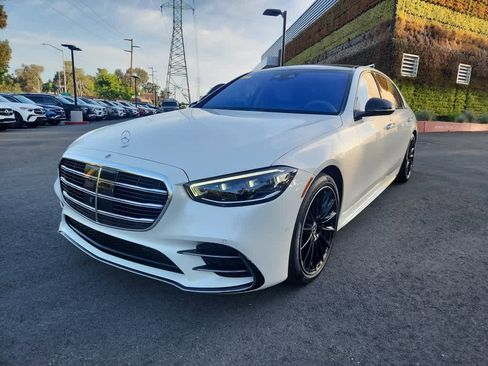 Certified 2023 Mercedes-Benz S 500 4MATIC image 3