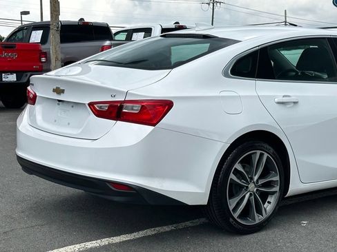 Used 2023 Chevrolet Malibu LT FWD image 40