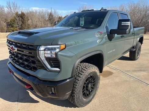 Certified 2026 Chevrolet Silverado 2500 ZR2 image 1