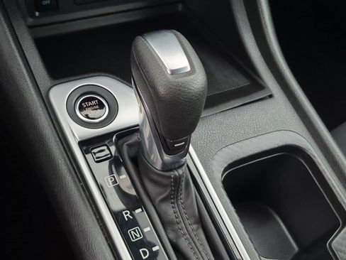 Used 2024 Nissan Sentra SV FWD image 18