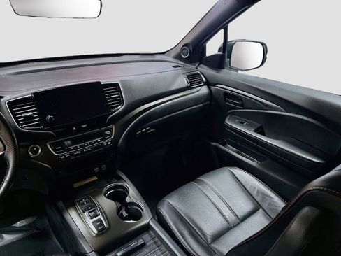 Used 2022 Honda Passport TrailSport image 24