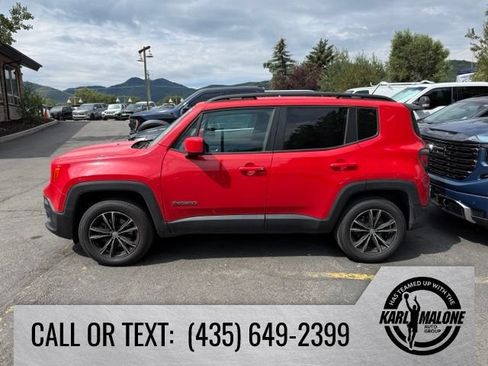 Used 2016 Jeep Renegade Latitude AWD/4WD image 4