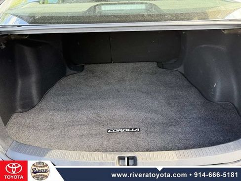 Used 2023 Toyota Corolla SE w/ Carpet Mat Package (TMS) FWD image 15
