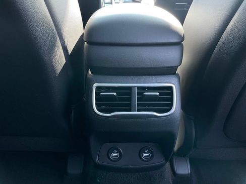 Used 2023 Hyundai Santa Fe SEL w/ Premium Package FWD image 38
