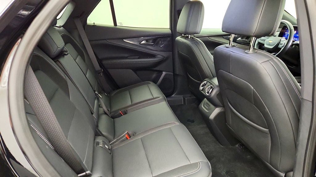 Used 2024 Chevrolet Blazer EV LT AWD/4WD image 23