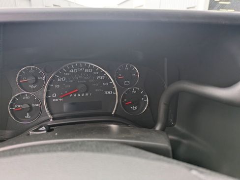 New 2025 Chevrolet Express 3500 w/ Power Convenience Package RWD image 10