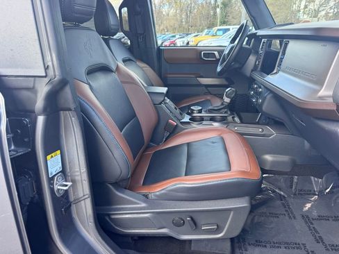 Used 2023 Ford Bronco Outer Banks image 27