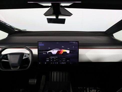 Used 2024 Tesla Cybertruck AWD Crew Cab image 8