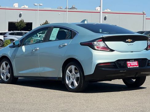 Used 2018 Chevrolet Volt LT FWD image 7